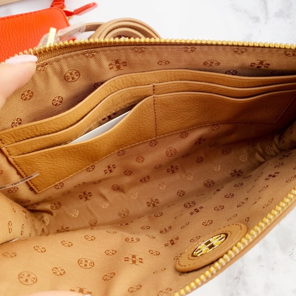 Tory Burch crossbody Bag - Picture 7 of 8